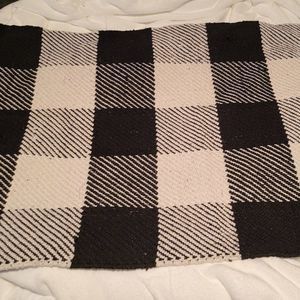 Black and White Buffalo Plaid Rug